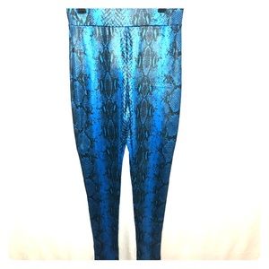Misguided snakeskin legging sz.8